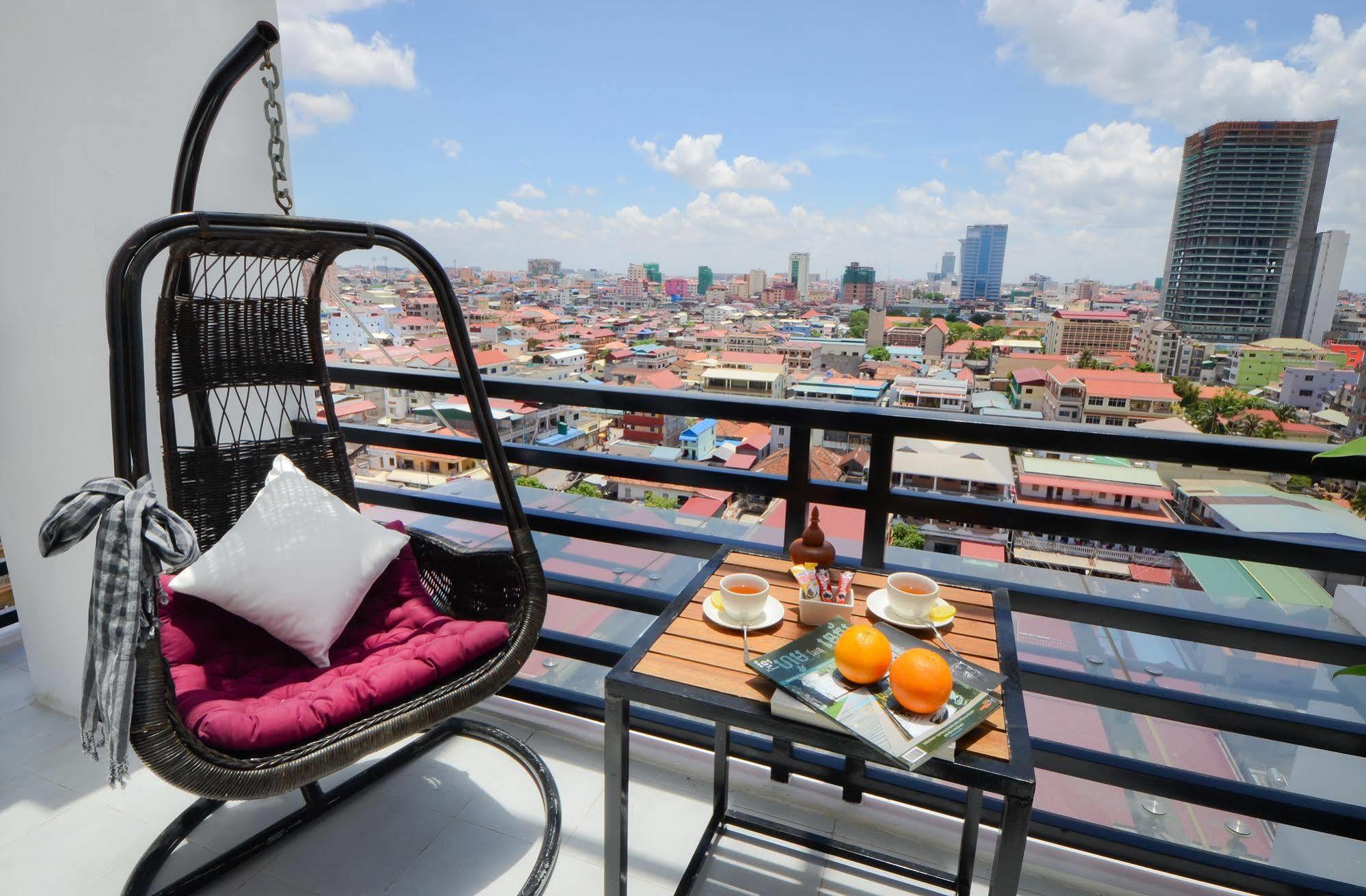 Kolab Sor Phnom Penh Hotel Exterior photo